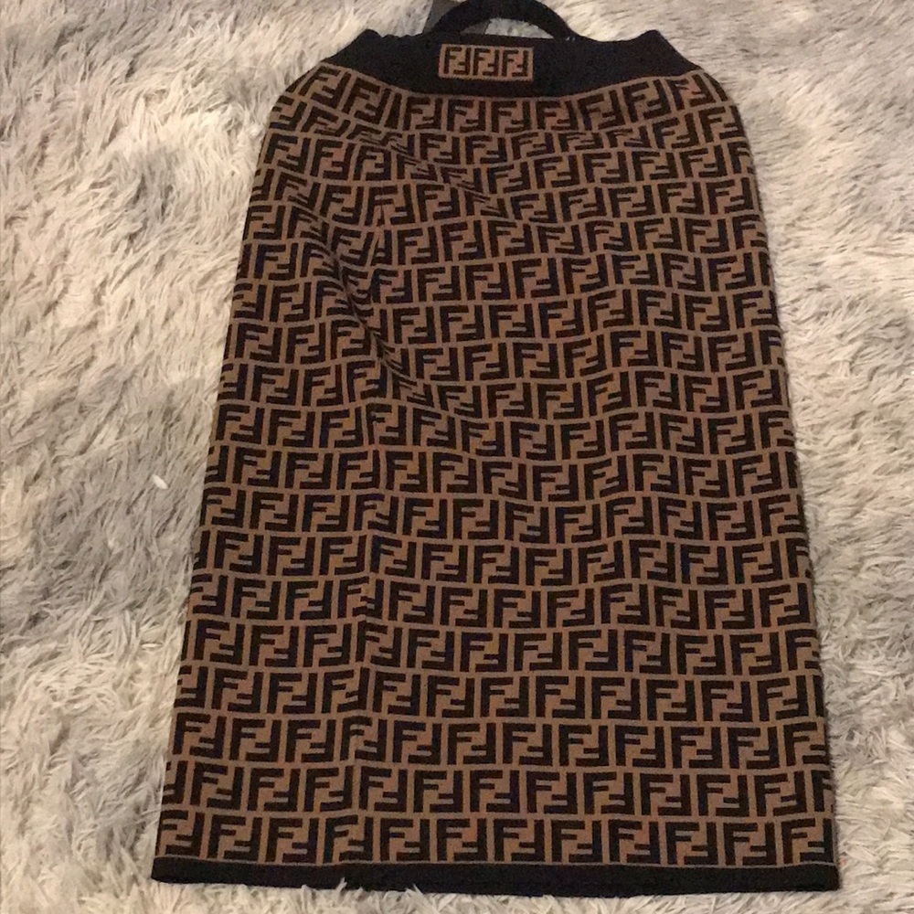 ✨ Authentic FENDI Brown Zucca Monogram Intarsia Knit Pencil Skirt – Size 46 ✨ - Picture 3 of 11